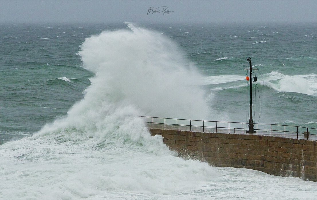 #StormBetty in #Porthleven #Cornwall