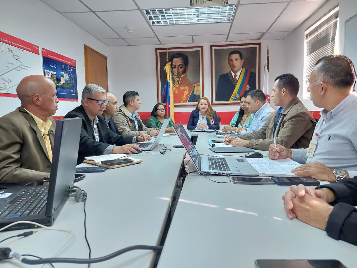 SucrePetroleo's tweet photo. #Hoy | Viceministerio de Gas, PDVSA Gas Costa Afuera y @SucrePetroleo del @MinPetroleoVE, sostuvieron mesa de trabajo para evaluar la potencialidad de desarrollo de los proyectos ubicados en Costa Afuera #Sucre.

Impulsando la producción de la principal industria petrolera!!! https://t.co/mZp1L0vO3E