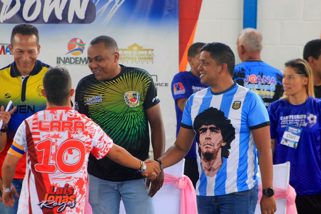 #18Ago El municipio Santiago Mariño es una vitrina deportiva que se suma a los grandes escenarios deportivos de talla nacional, mi reconocimiento a la alcaldesa <a href="/johanitakenpo/">Joana Sánchez</a> y al equipo multidisciplinario de <a href="/MarinoDeTodos01/">@MariñoDeTodos</a> por la organización del Campeonato de Futsal Síndrome