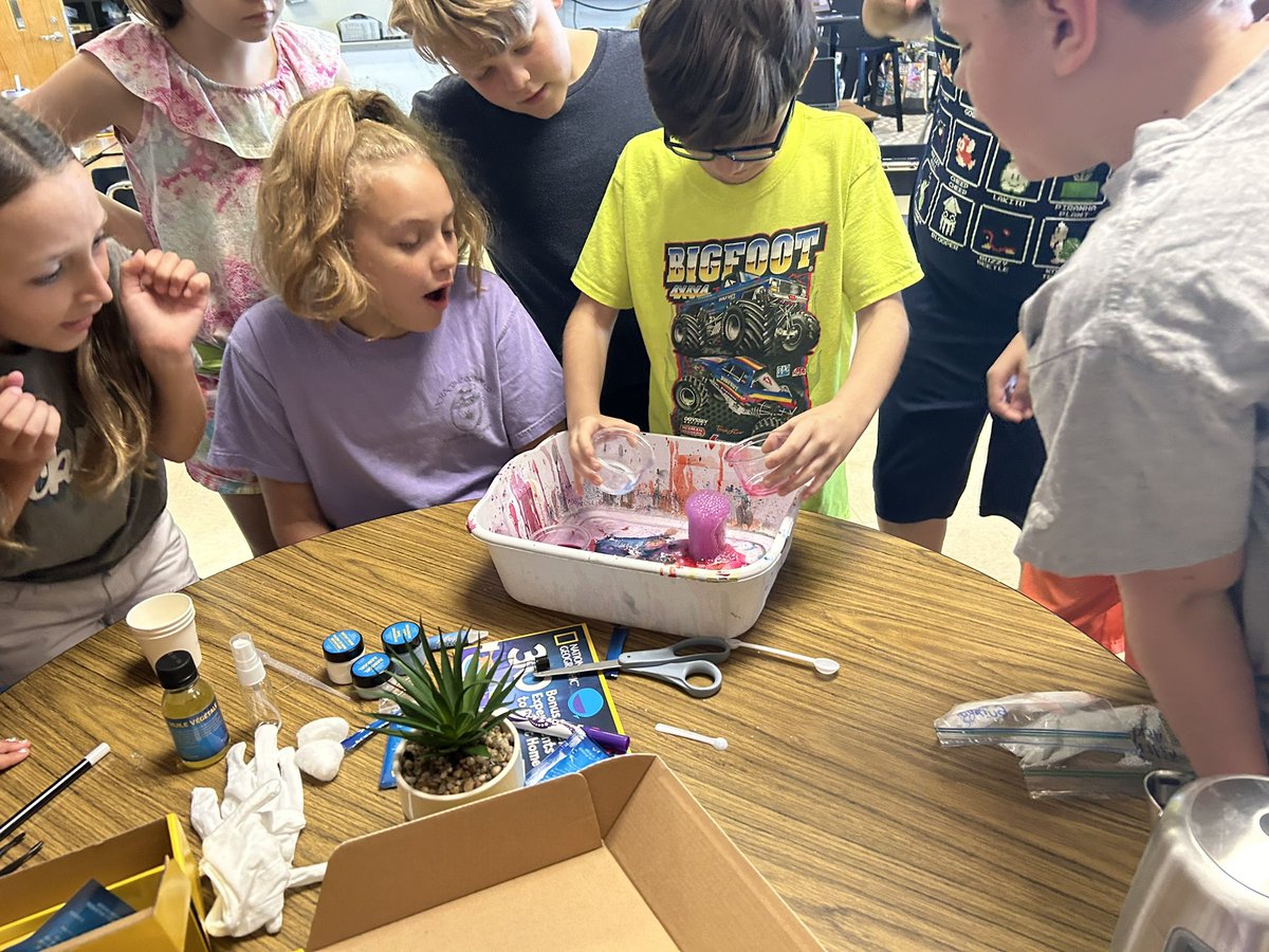 Gina Ritchie tweet media