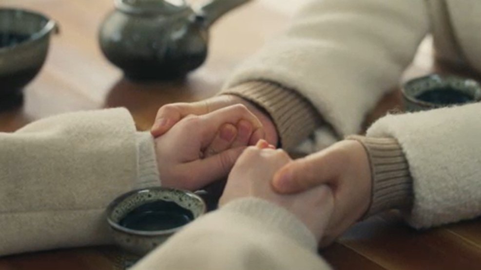 FatimaYousef13's tweet photo. To me and to Dojin, the one we want to protect the most is always you.🤍💙

#TheFirstResponder
#TheFirstResponders2Ep5 https://t.co/rEgiiVq9FH