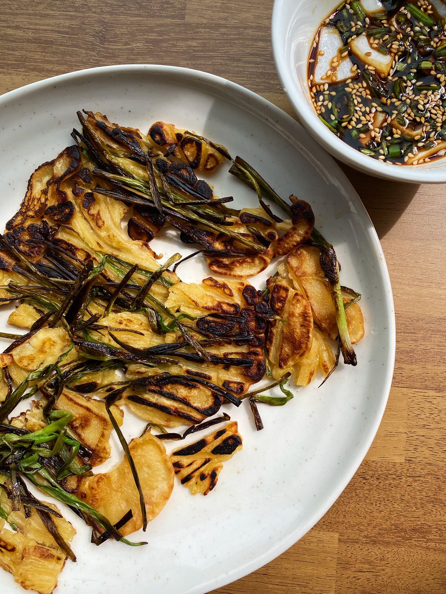 elliottpak's tweet photo. I rarely made Korean food while I was in Korea because restaurants were so cheap and delicious, but I dabbled from time to time to try to impress my girlfriend https://t.co/kZuLradtD7