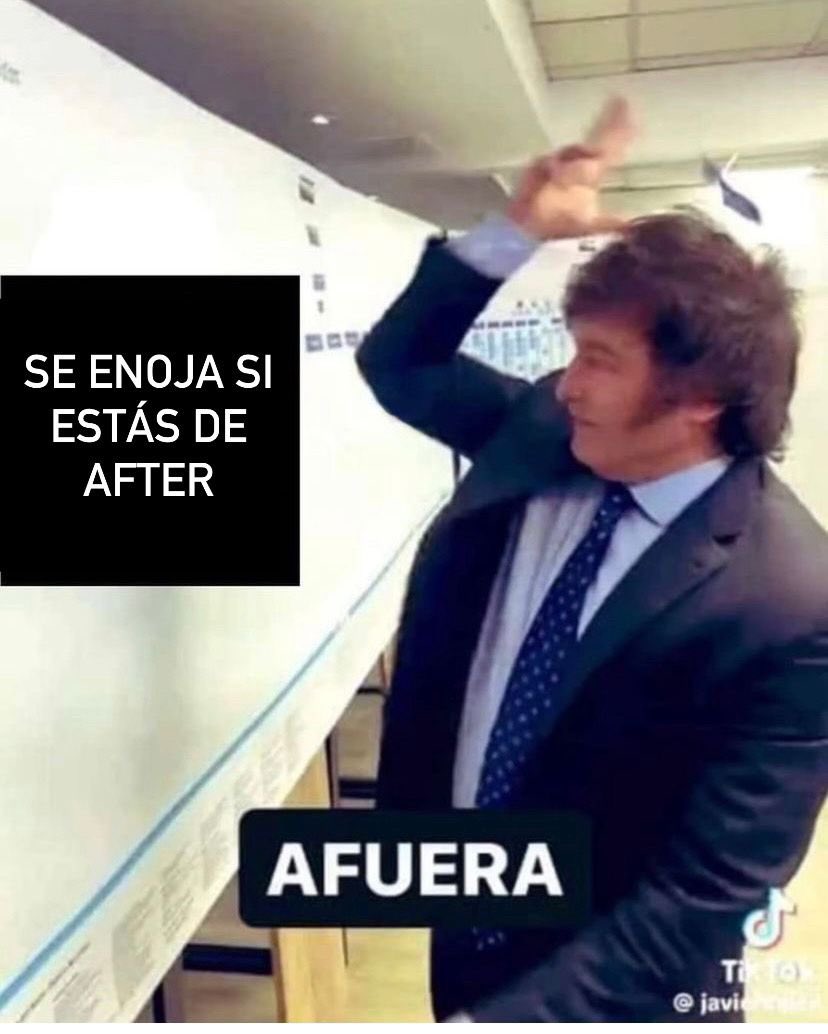 Mis amigas en el grupo de wpp 🤣🤣