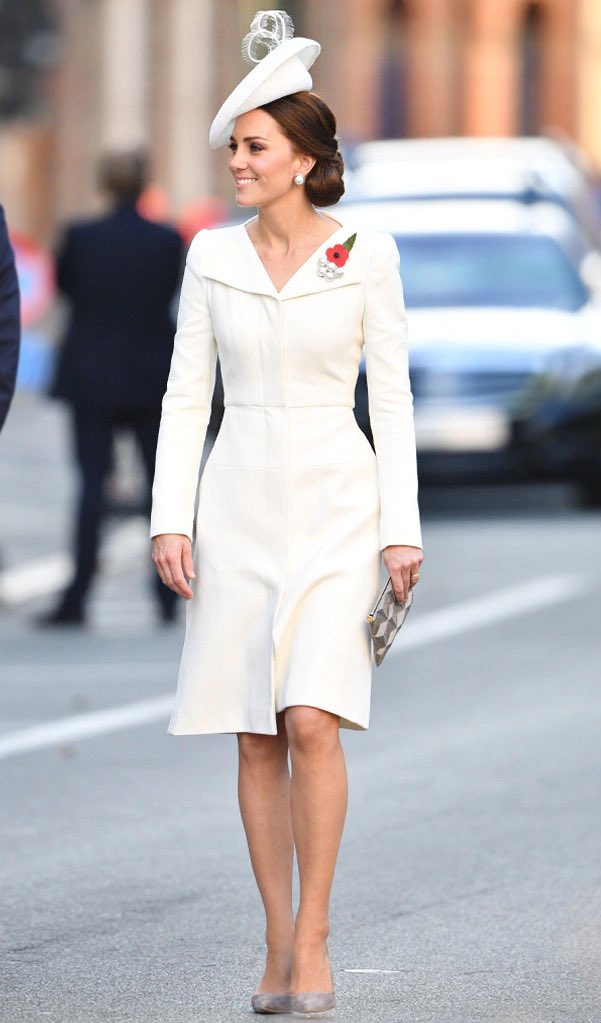 Canellelabelle's tweet photo. What is Very interesting with this Royal summit is that in prior Royal summits, Only the Heirs and The Queen were present. It is quite the step forward to see Catherine, Princess of Wales be recognized and have a place at that table: She has quietly earned her stripes & is a fully Recognized Player now in her own Right❤️😍#MyGirl #PrincessOfWales #ThePrincess