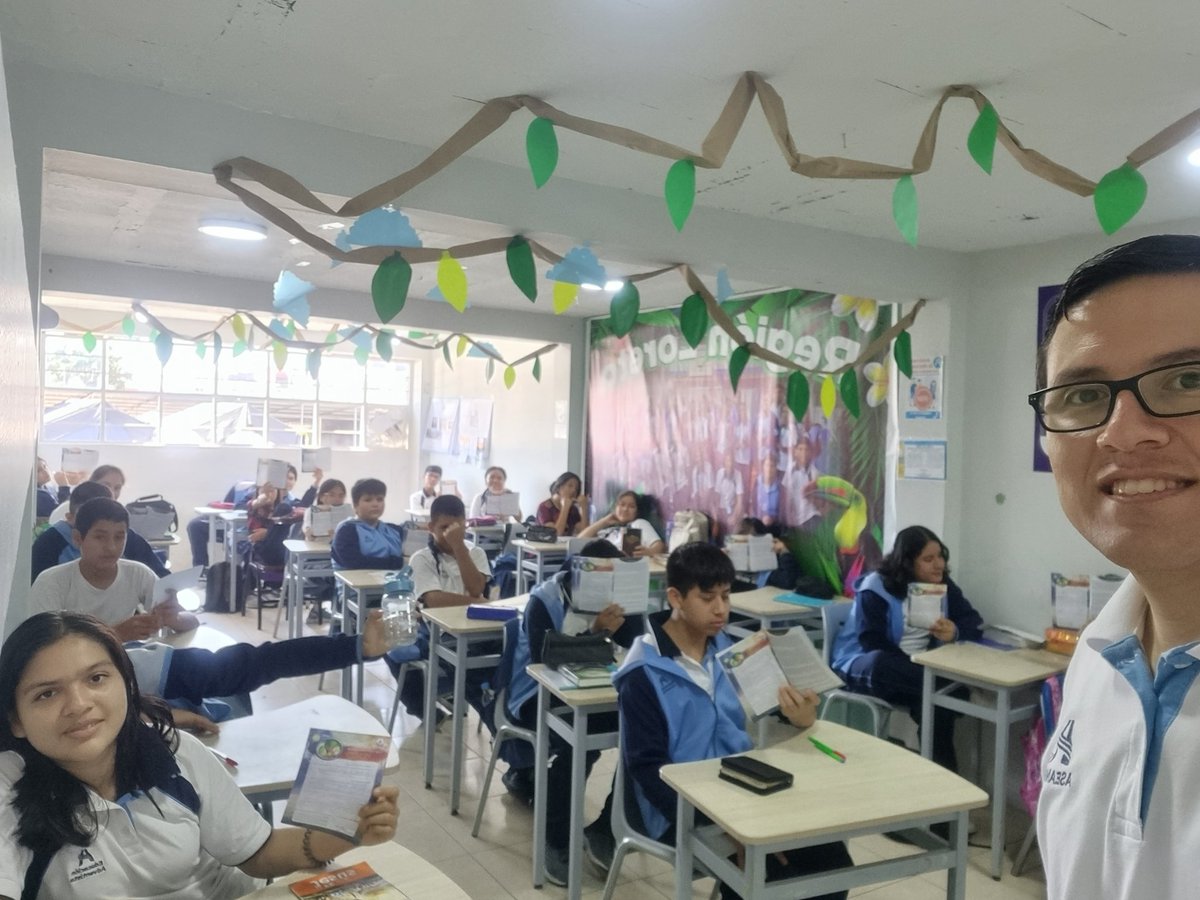 TarrilloDany's tweet photo. [Estudios bíblicos 2023 Lección 18]

Hoy realizamos con los estudiantes del #ColegioAdventistaAltoMayo el desarrollo del curso bíblico #LaFeDeJesús lección 18. Que Dios bendiga a cada estudiante y sus familias.
#EducaciónAdventista más que enseñanza #MNO #UPN. https://t.co/mUA4JS9xti