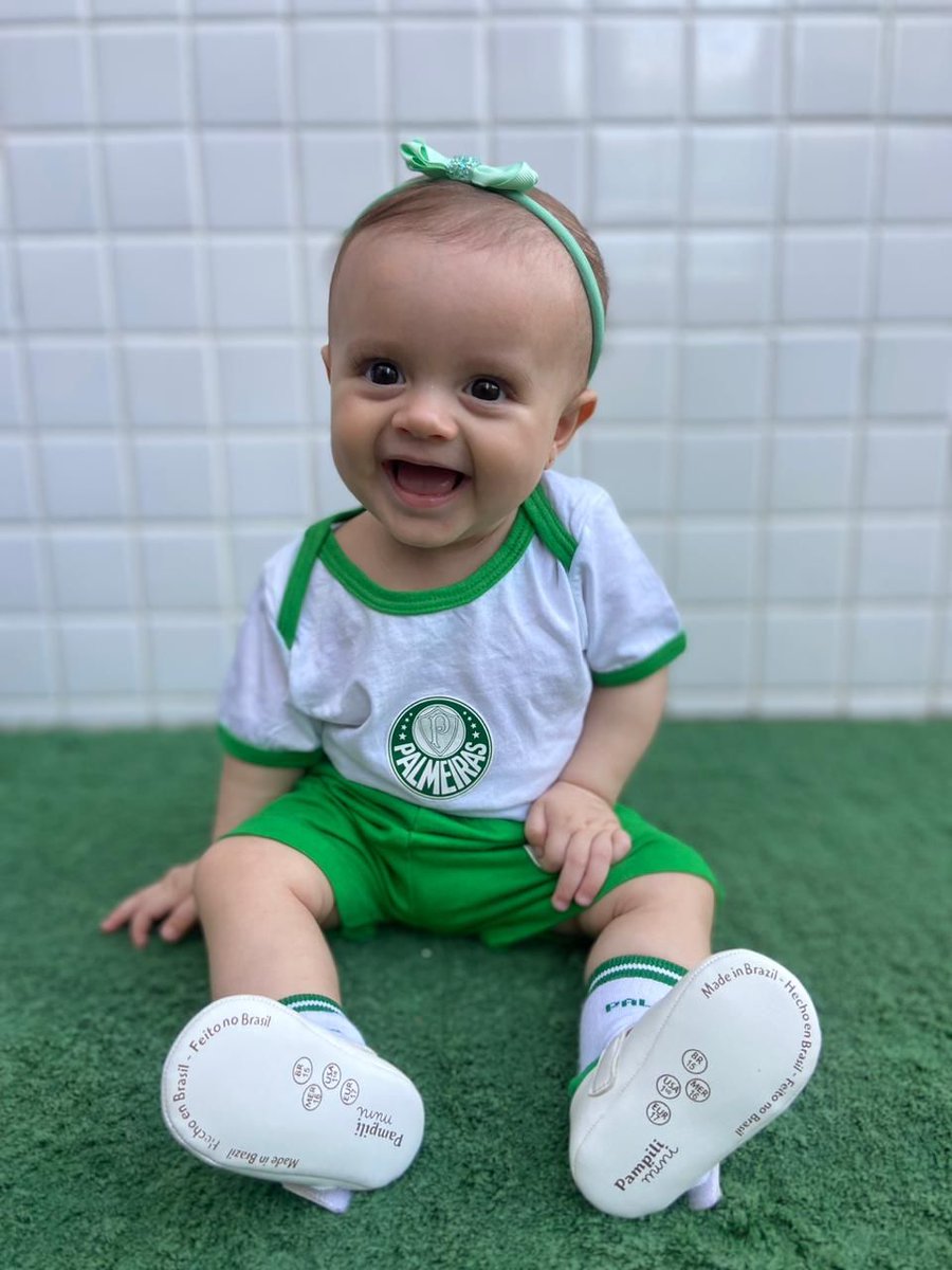 ThobSEP's tweet photo. Hj foi dia dessa belezinha do tio completar mais mês!!! Deus te abençoe, Maria Helena, e que o @Palmeiras continue trazendo alegrias pra nossa família!! https://t.co/obQepMpe86
