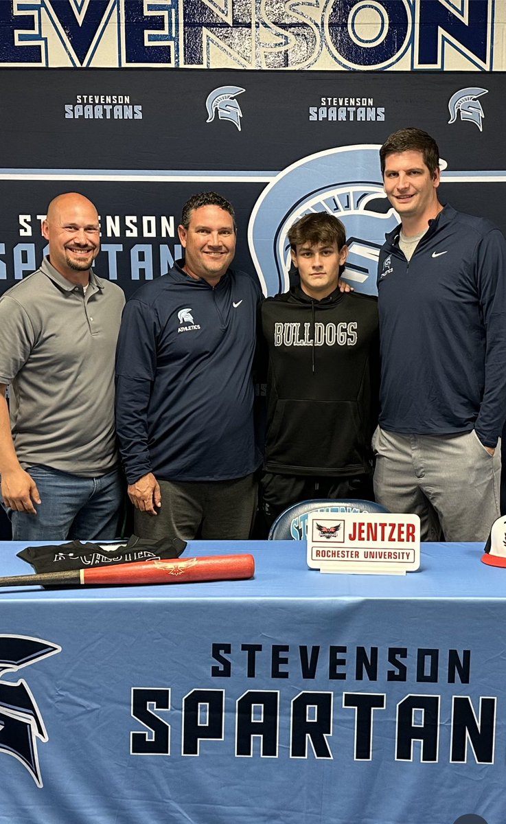 Congratulations to our guy Dominic Jentzer for officially signing with Rochester University to play baseball! They couldn’t be getting a better person, and we can’t wait to see what you achieve!