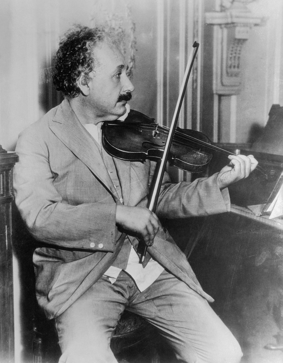 AlbertEinstein's tweet photo. "I am happy because I want nothing from anyone. I do not care for money. Titles or distinctions mean nothing. I do not crave praise. The only thing that gives me pleasure, apart from my work, my violin and my sailboat, is the appreciation of my fellow worker." - Albert Einstein https://t.co/DLaGMQ3K1M