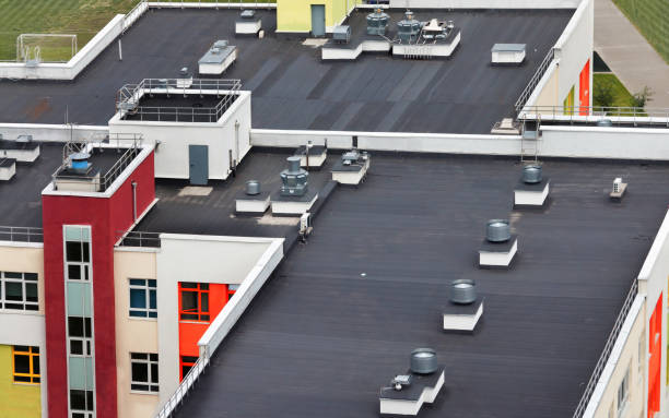 Flat roofs are a popular choice for commercial properties. They are easy to install and maintain and can provide additional space for HVAC systems or rooftop gardens. #FlatRoofs #CommercialRoofing