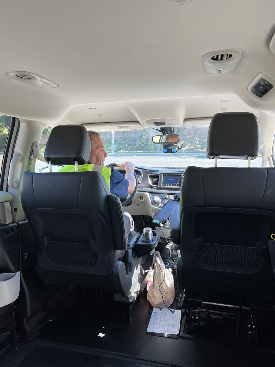 DavidP805's tweet image. Just took my first ride on the Moorpark City Transit’s on demand service. Right on time and so convenient! Almost like Uber and only $1.