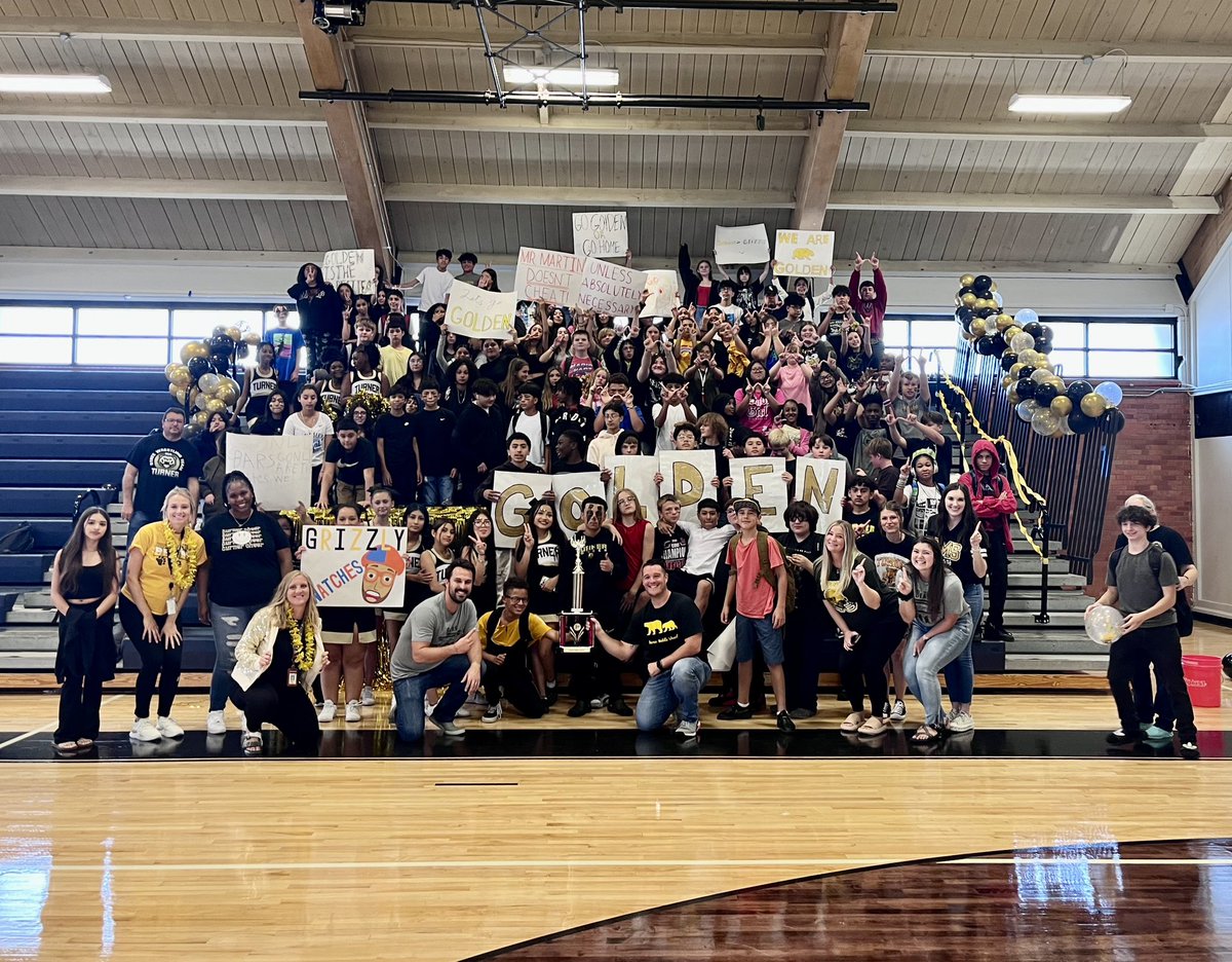 Starting off this year with a W 
💛🖤💛🖤 #tmsgolden #Bearapalooza