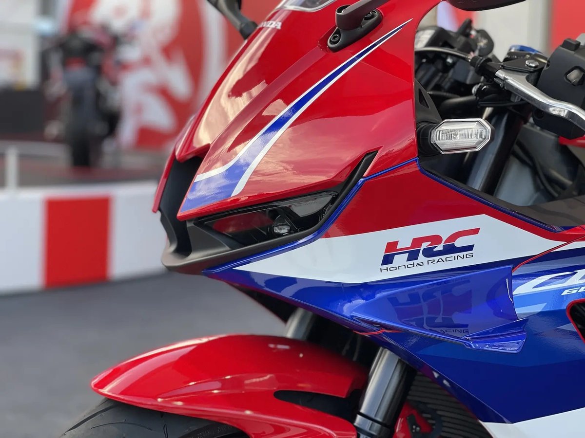 HondaBike_hmj's tweet photo. 時刻は8時19分（#バイクの日）となりました！🏍 https://t.co/bgVtaUtMGy
