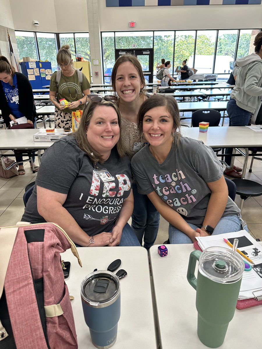 MsMakrisECSE's tweet image. This PD week has been the best one yet. I am so very grateful for my awesome Kinder team &amp;amp; for my ECSE girlies!! 🐝 #bestofbothworlds #bringthemagic #togetherweswarm #publicschoolproud