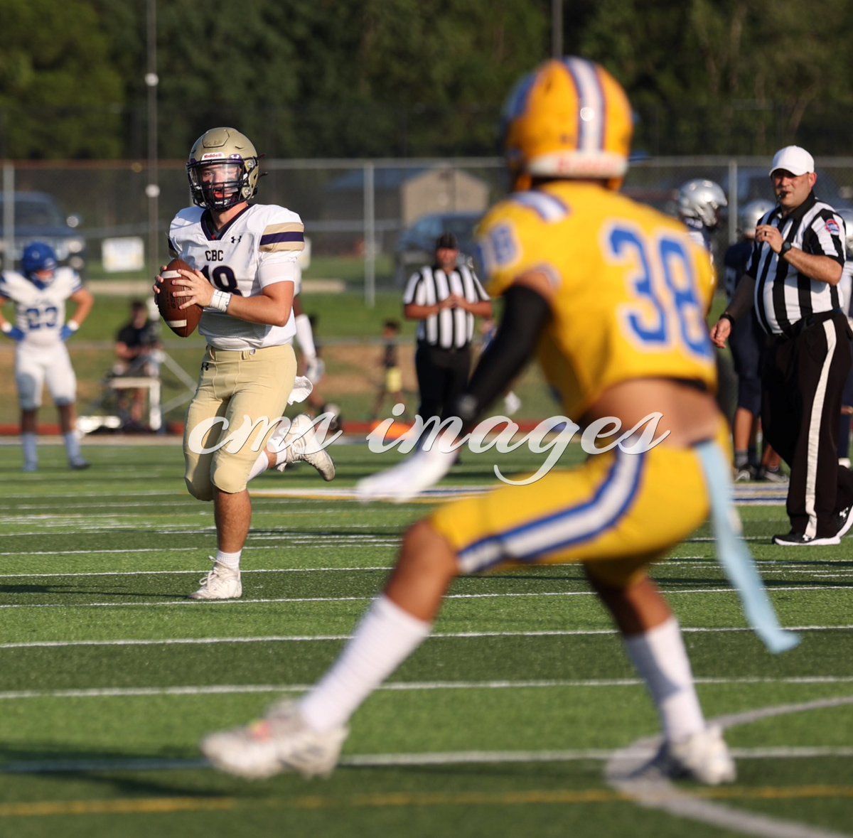 ChrisSchmitz168's tweet photo. “Dawg Days of Summer”
The BIG Dawgs in Missouri Class 5 & 6, CBC and Francis Howell enjoyed a little friendly contact tonight at the annual Francis Howell Jamboree on the campus of FHHS! @CBCHighSchool @CBCFootball @FHVikings @Howell_FB @PrepSportsSTL @scoreboardguy #ClassClash https://t.co/xTfFPC4EHk