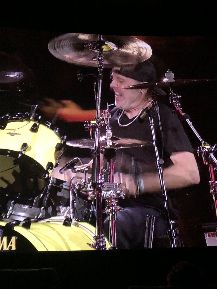 GemmaCA's tweet photo. Metallica https://t.co/tE2zTbB4wY