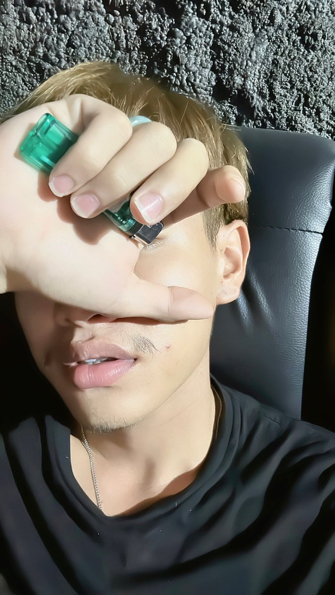 xndriw1's tweet photo. ช่วงนี้เหงาบ่อยนะครับ
#นัดเย็ด  #นัดเย็ดกทม 
 #นัดเย็ดห้วยขวาง  #หาfwb 
#fwbกทม #fwbรังสิต https://t.co/wuuuxiElAc