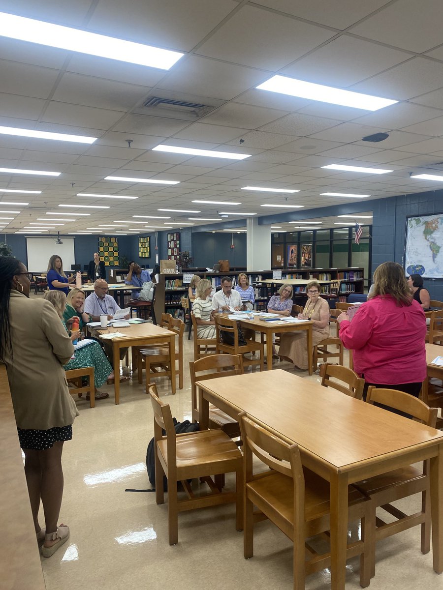 Nuria E. Williams tweet media