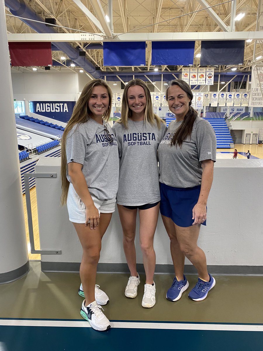 We appreciate Coach Brocato and Coach Strickland for hosting our 2025 Andrea Davis on a visit today! She loved hearing about your wonderful school. She can’t wait to come back. <a href="/mrsmobro/">Melissa Brocato</a> <a href="/andreadavis2025/">andreadavis2025</a> <a href="/AUG_Softball/">AUG_Softball</a> <a href="/EastCobbBullets/">EC Bullets Fastpitch</a>