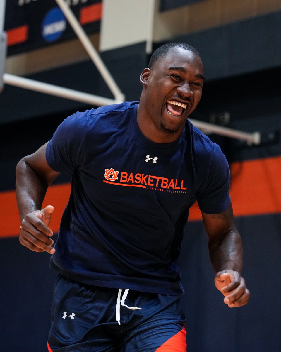 Auburn Basketball tweet media
