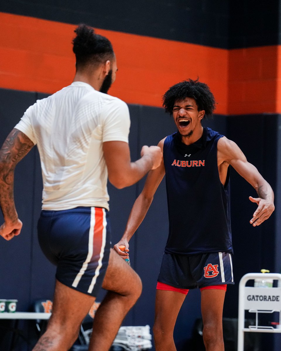 Auburn Basketball tweet media