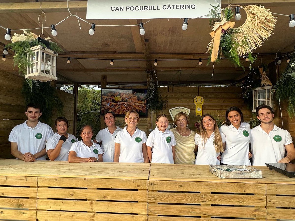 CanPocurull's tweet photo. Un any més, @CanPocurull a la #mostragastronòmica de Cabrils 23
Amb un equip de luxe🤍 https://t.co/2z5bC6YUqk