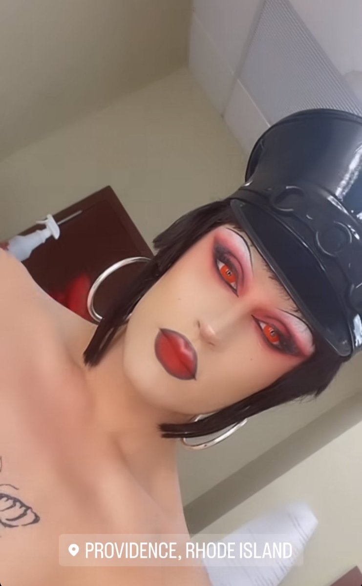 LASTHEAVEN_'s tweet image. the mug has truly been mugging