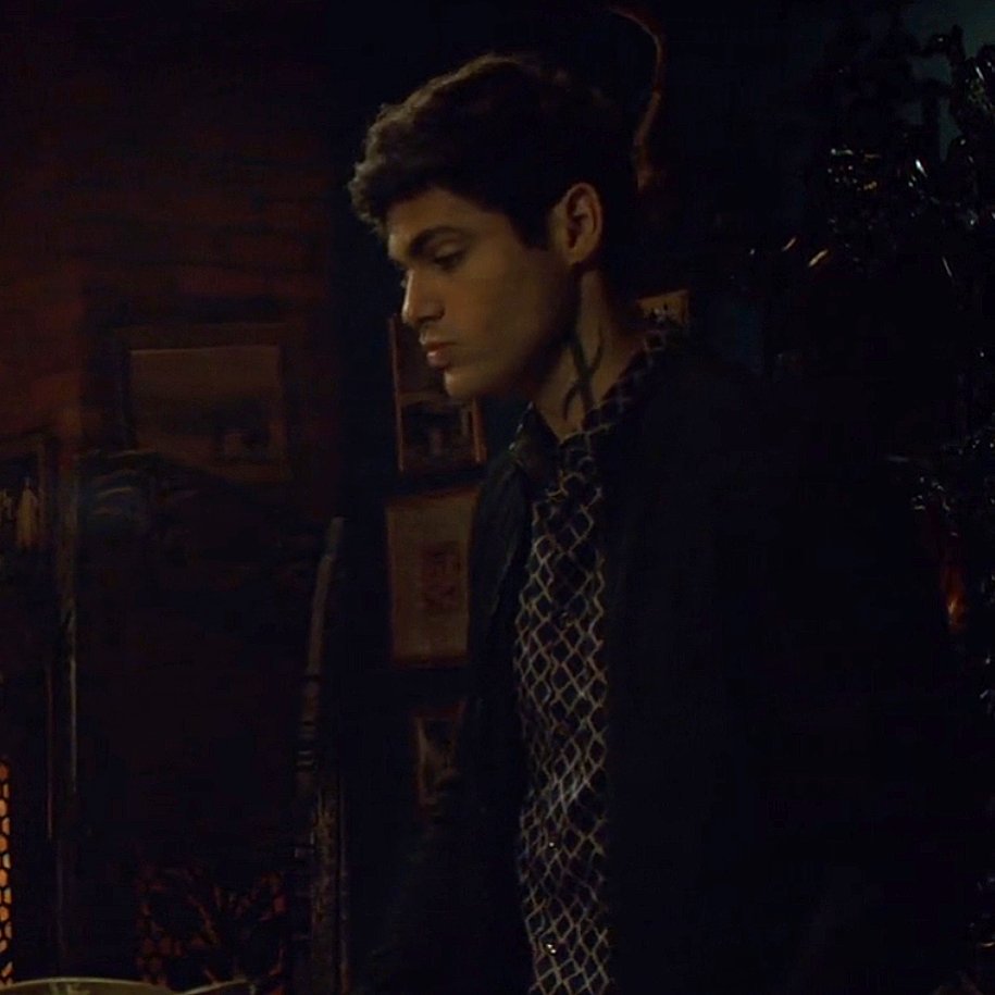 kohdono's tweet photo. giggling over the fact that it's canon that alec POUTS when he's jealous 😭😭 https://t.co/H6VyXmVK7U
