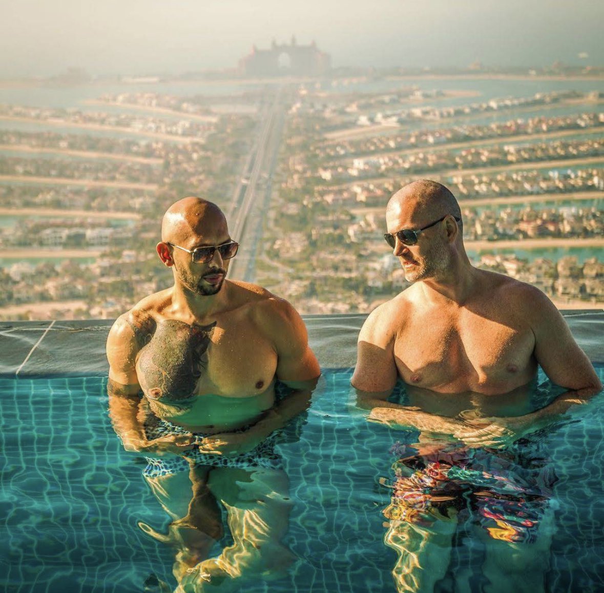 MentorTRW's tweet photo. All the spare time and the average man couldn’t even use it to exercise. 

The competition as a man is so blissfully pathetic “success” is assured with basic will power. 

I’m rich rich living a dream life as a retired champion.

I don’t even try, everyone else is just a moron. https://t.co/yQNSZHKEvV