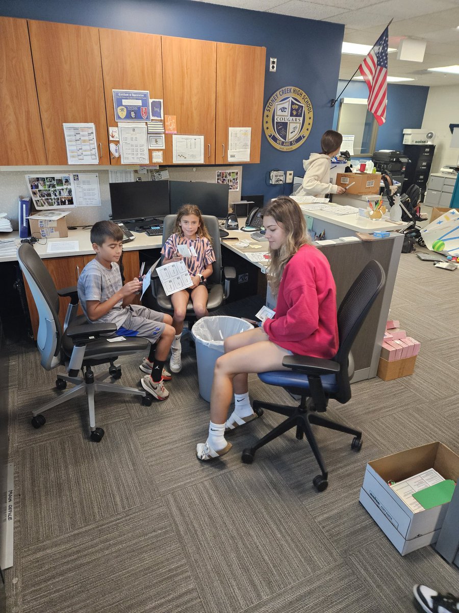 Today some of <a href="/BaldwinRcs/">Baldwin Elementary - RCS</a> past and present working to get <a href="/StoneyLinkCrew/">SCHSLinkCrew</a> ready for Freshman Orientation on Monday <a href="/WeAreSCHS/">Stoney Creek High School</a> .  <a href="/rochcommschools/">Rochester Community Schools</a>