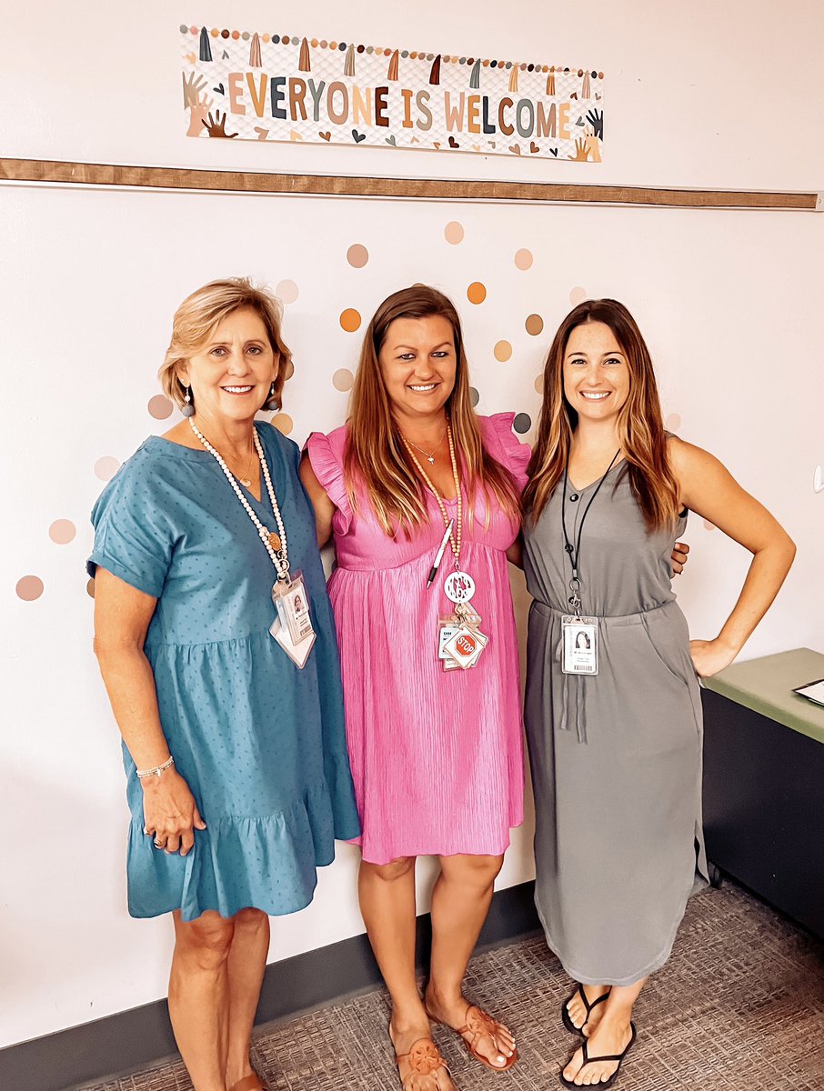 MsBoyerAOE's tweet photo. β¨ Back to work and glad to be back with my team! Itβs going to be another great school year! π #angeloakes #spedsquad https://t.co/7tNHtmXswI