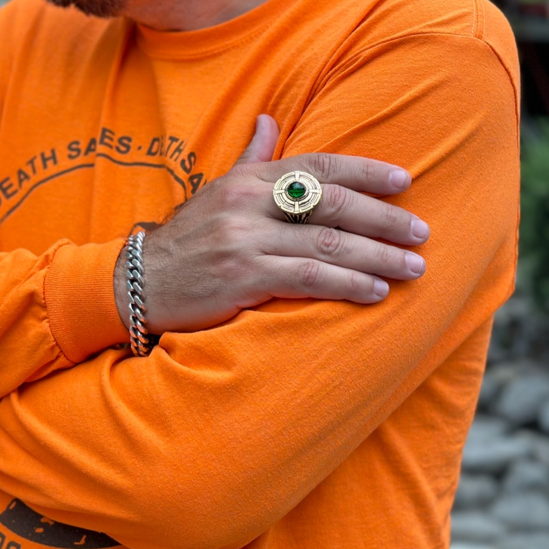 HanCholoDesigns's tweet photo. ๐ธ Unleash your out-of-this-world style with our UFO Ring! Crafted with the finest precious metals, it's a symbol of cosmic coolness. Elevate your accessory game and beam up compliments. Get yours now and embrace the extraterrestrial allure! ๐ชโจ #HanCholo #UFORing #SpaceStyle๐ https://t.co/xdsP3owIFP