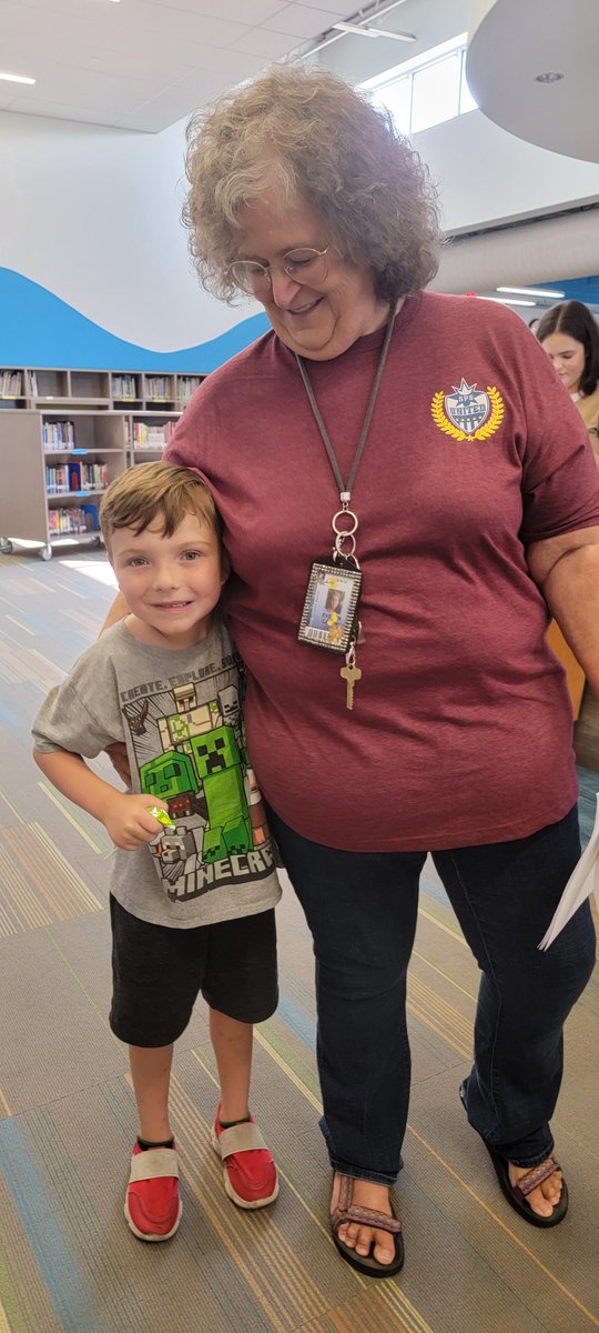 Our staff was excited to see our Falcons tonight for Meet the Teacher! #SPSUnited