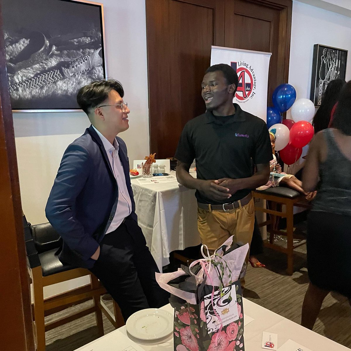LivAdvInc's tweet photo. It’s all smiles after a great night at @fogorestaurants  for our Mixer That Matters event! Thank you so much to everyone who came out to support our foster youth! It truly was a night that Matters 🤩#fundraiser #mixerthatmatters #mixer #matters #livingadvantage #lainc #campaign https://t.co/TMLjO2JaHf