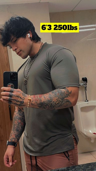 Juicy https://t.co/WLCFAnye6o