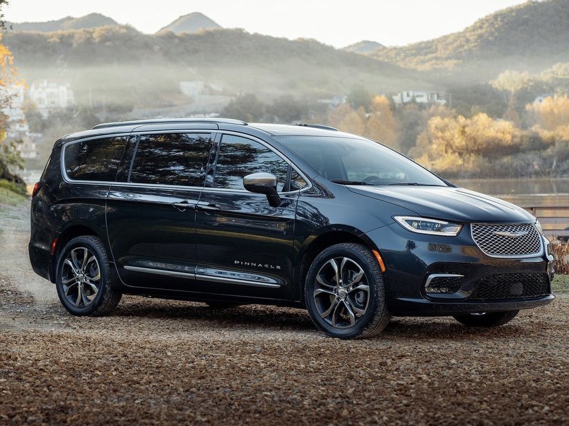 Have seen a huge number of these out here in FL - the Chrysler Pacifica. The humble minivan. And it made me think about how everyone is so SUV obsessed in the UK/EU. Usually people talk about how the reason they buy a big SUV is because it’s more practical and they can fit three