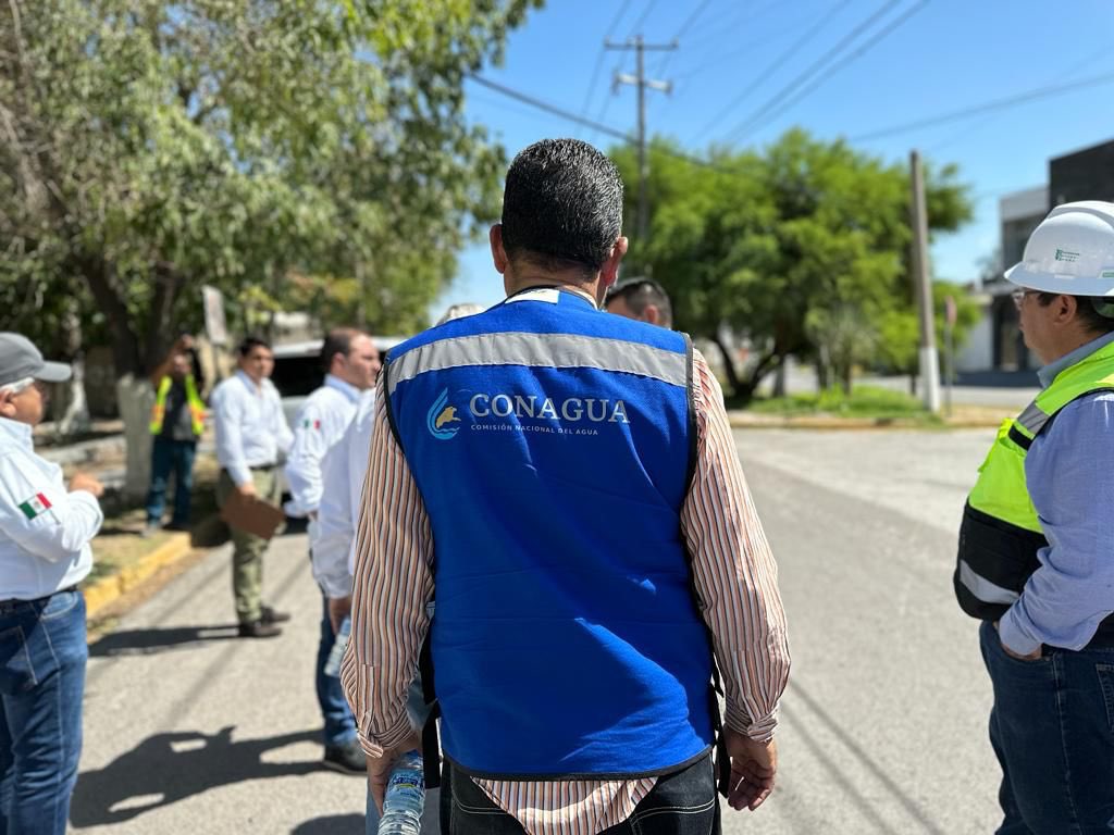 AlTiempoDgo's tweet image. Inician trabajos previos para interconexión de #AguaSaludable Para #LaLaguna en Gómez Palacio
🔺El Ayuntamiento de GP., #Sideapa y #Conagua, han coordinado esfuerzos para llevar a cabo proyecto destinado para mejorar calidad de vida de habitantes de la ciudad