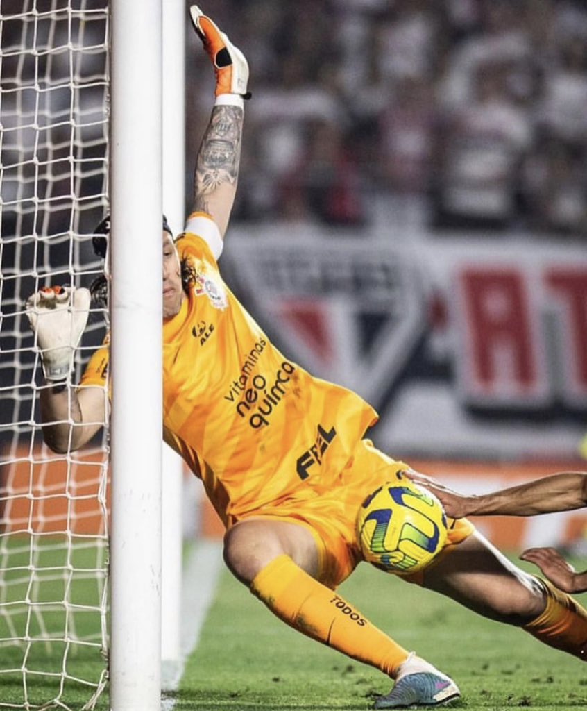 10neto's tweet photo. Imagem meramente ilustrativa. Se fosse para o @Corinthians o dólar subiria pra R$ 9,20! https://t.co/KCpb2Y4FZF