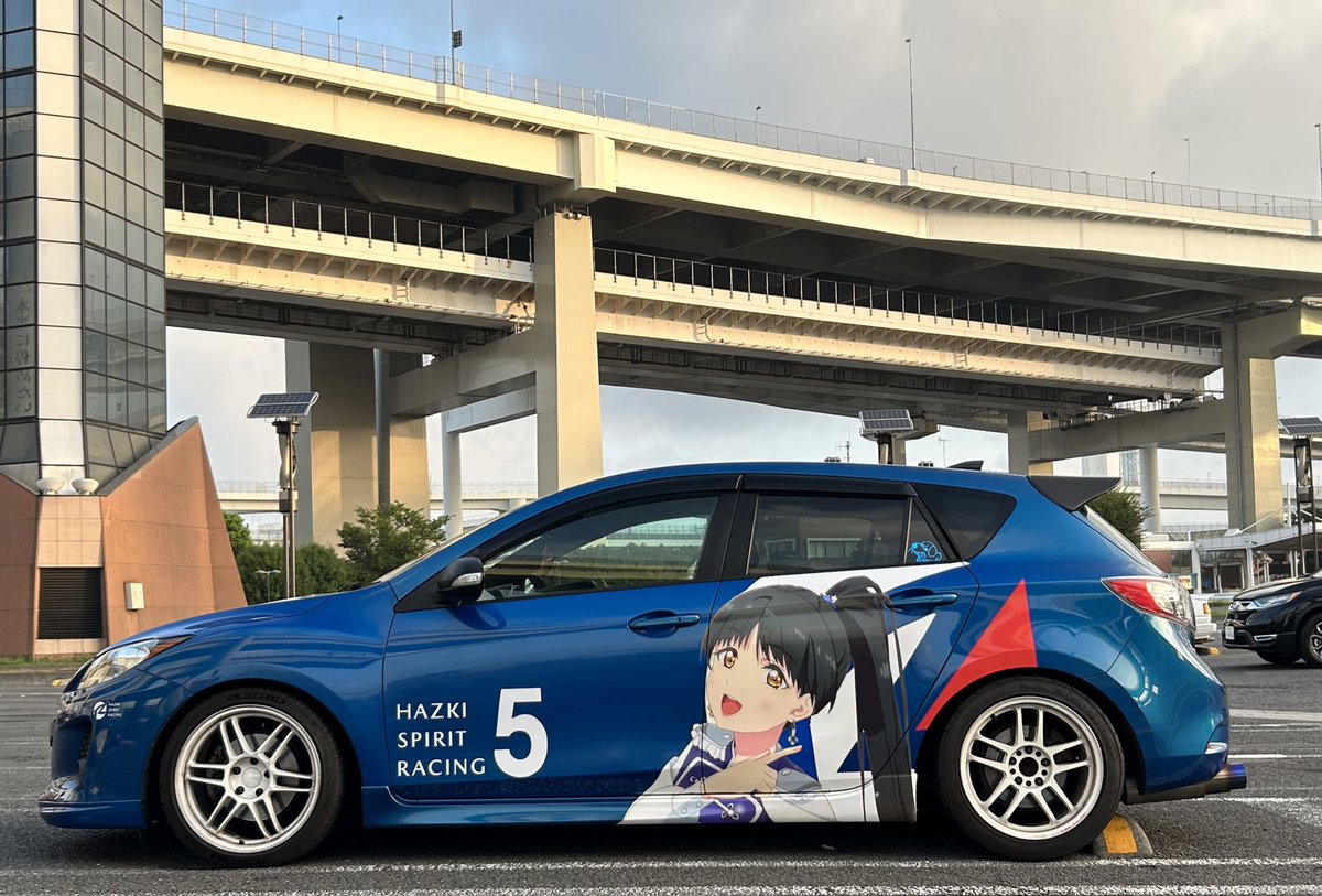 F32kqAkbsAA4C-4.jpg