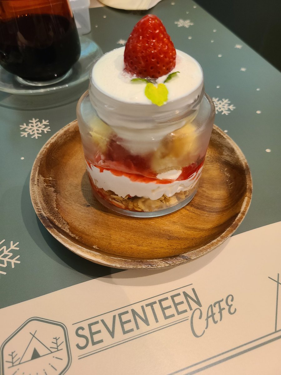 chatapii's tweet photo. スンチョルさんに届けー‼️2️⃣
SEVENTEEN CAFE☕
#에스쿱스랜선여행중
#세븐틴 #SEVENTEEN
#에스쿱스 #SCOUPS
#GetWellSoonSCOUPS https://t.co/ZPwzJlaCx5