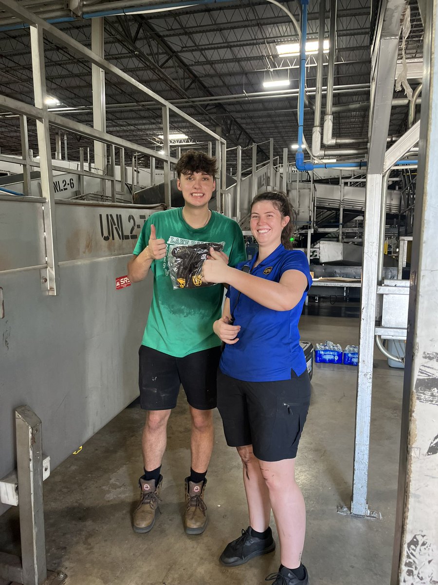 Recognizing <a href="/UPSers/">UPSers</a> Micheal for always being on time and having an outstanding performance! Thank you so much for everything that you do for <a href="/UPS/">UPS</a> <a href="/bigtymer504/">E.J.⚜</a> #DeliverWhatMatters