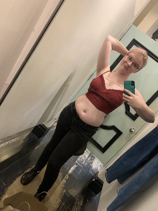 Some of the pieces from today&rsquo;s $240 haul!! I got like 6 items total, and 3 of them were jeans and shorts<a href="/tag/watersports"class="tags"><span>#watersports</span></a><a href="/tag/pussy"class="tags"><span>#pussy</span></a><a href="/tag/adult"class="tags"><span>#adult</span></a><a href="/tag/pee"class="tags"><span>#pee</span></a><a href="/tag/piss"class="tags"><span>#piss</span></a><a href="/tag/omorashi"class="tags"><span>#omorashi</span></a>