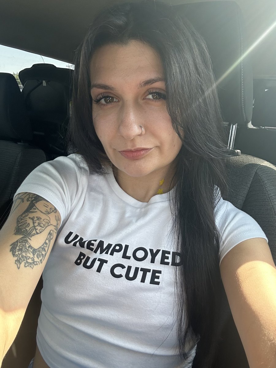 sadlilthott's tweet photo. i wanna go shopping 

who wants to spoil me?

findom paypig 💕 https://t.co/g7gRVxAR04