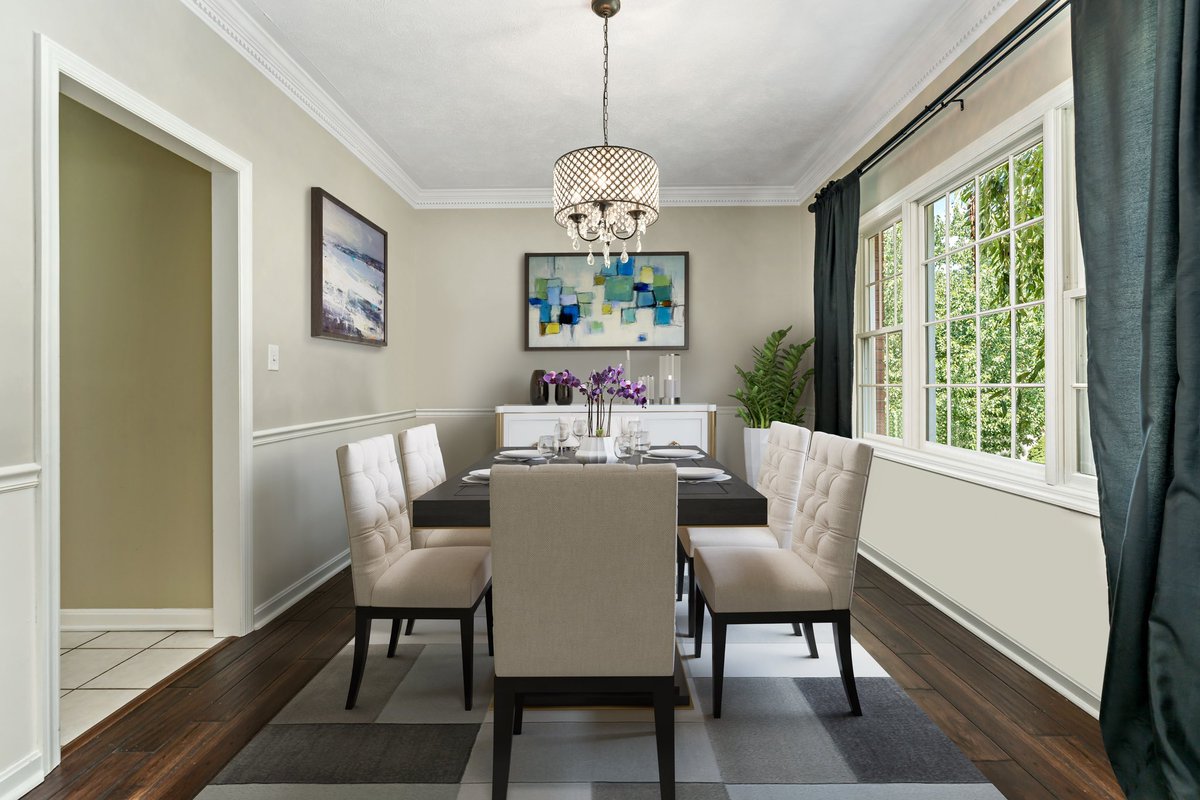 #justlisted 🏡✨
This beautiful, well maintained 4 bedroom home is a rare opportunity #forsale in Broad Hill Courts Call me for more details &amp; to set up a tour!
✨412.525.0404 #michellesenko #tourwithme 
#moontwp #alleghenycounty #homedesign #moveinready #newhome #remax