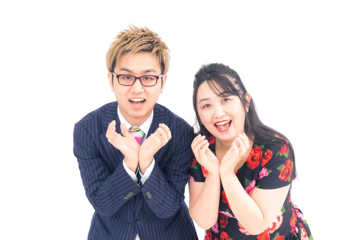 OFR48_ROSE's tweet photo. おはロー��🤗🌹
いよいよ本日‼️13:00〜15:00
#火の国おやこ丼 花畑広場で漫才します
観覧無料です❣️
「おがっちと共演」の夢が叶います💖
熱中症対策万全でお越しください🙇‍♀️🌹
大きな声援お待ちしていまーす🫶
#熊本 #お笑いフェス #熊本青年会議所
#九州最年長アイドル #リアル親子漫才
#若っ人ランド https://t.co/uHFZTjYKo4
