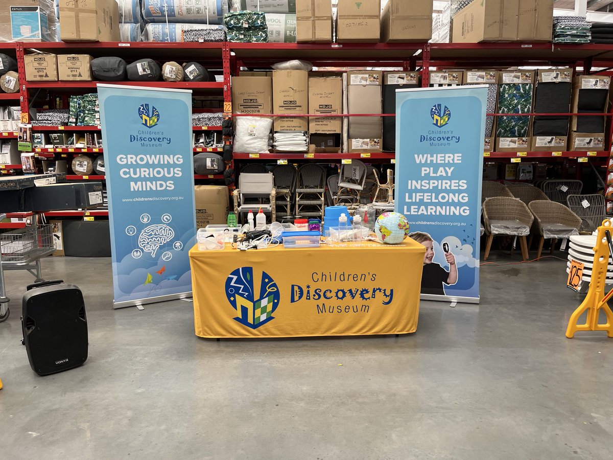 Come on down to Bunnings Eastgardens (Sydney) for a sausage sizzle - oh, and grab a Science Show and craft activity beholder you’re here! ⁦<a href="/Aus_ScienceWeek/">NationalScienceWeek</a>⁩ #learningthroughplay #stem #community #steminclusion