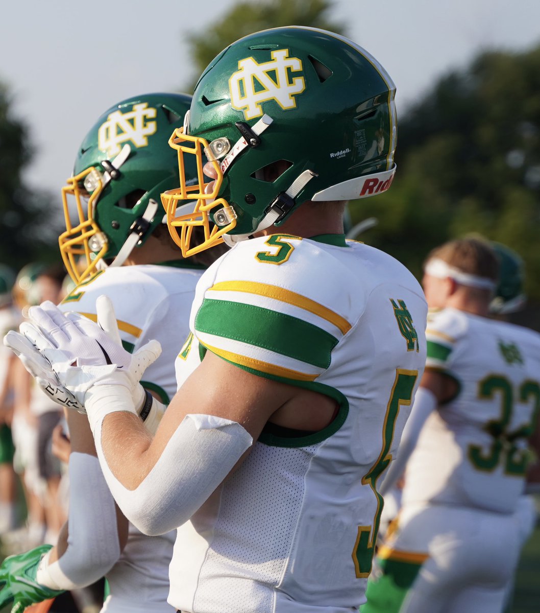EastoftheBend's tweet image. 🚨NC TOUCHDOWN

#5, THEO TALBOTT 

Right after the recovery…🥵

NC: 21
BR: 25

Let’s gooooo WAVE turning up the intensity ✅✅✅

#football #newarkcatholic #eastofthebend