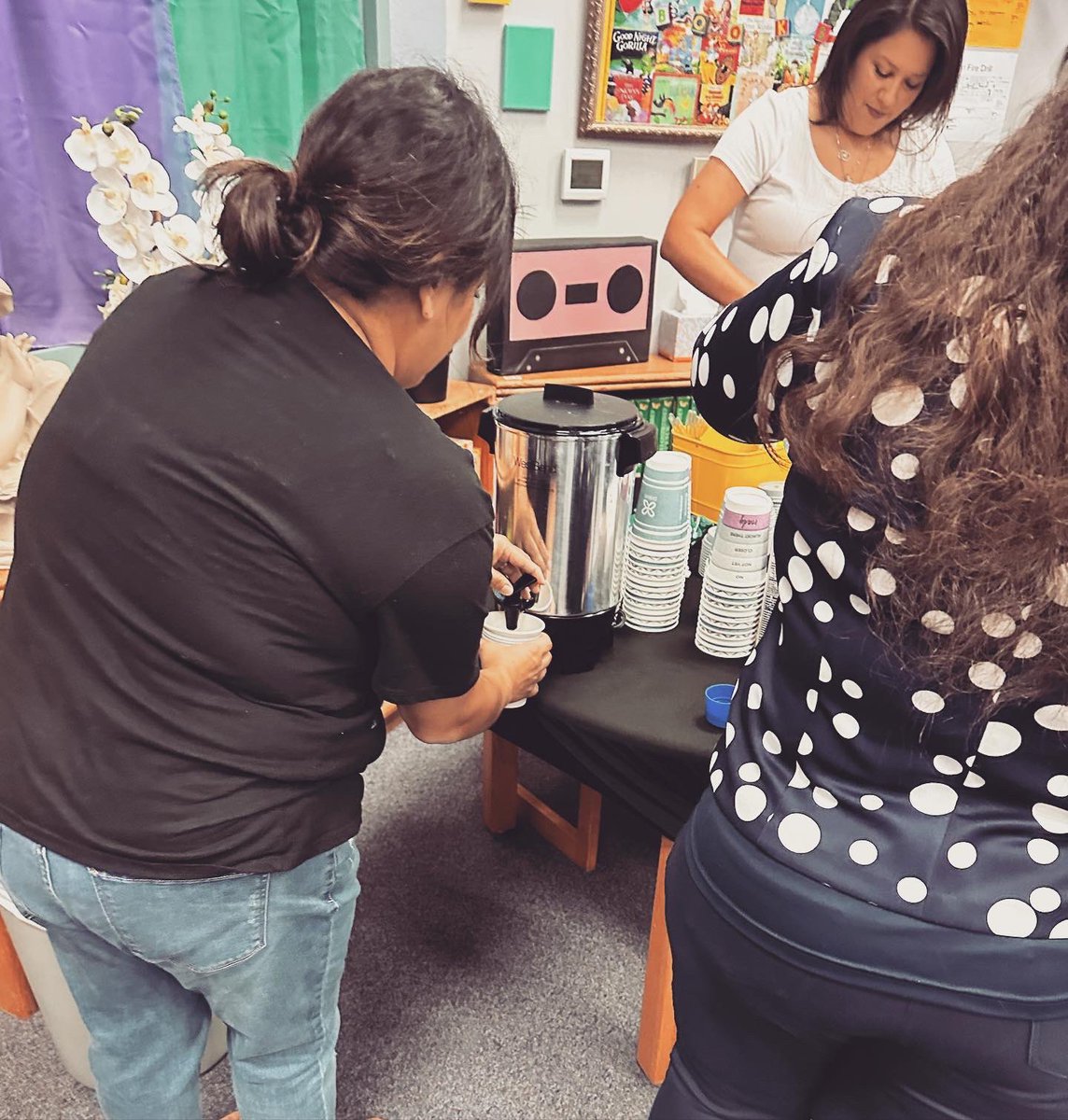 MilamMagnet's tweet photo. We enjoyed spending time this morning with some of our amazing parents at Coffee with your Principals!! ☕️😁⭐️ #ItsOURtimetoSHINE #GreatConversations https://t.co/0PwqYjEGVT