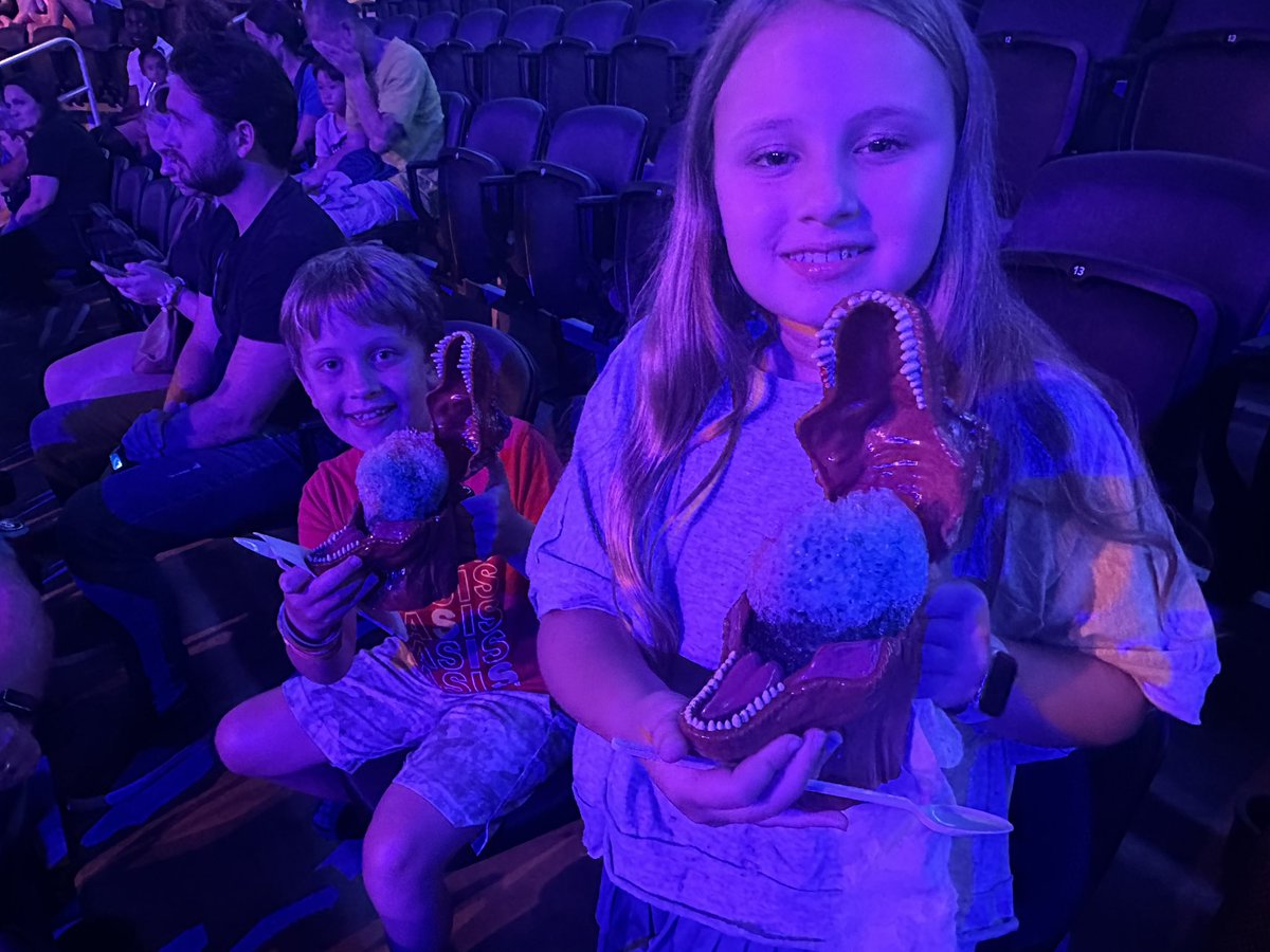 khines327's tweet photo. #jurassicworldlivetour https://t.co/wsS7L8H6Lr