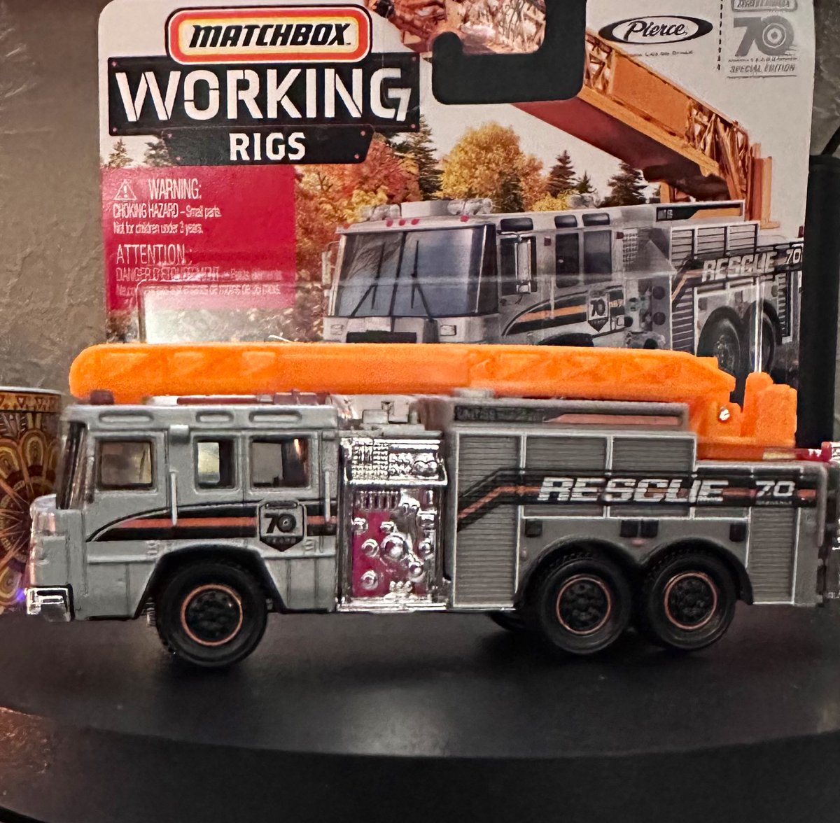 brewski77's tweet photo. Another Free it Friday 

Gotta put these flames out !! 

@DiecastHype @DiecastAddicts @Diecast_51 @jacknavyford70 @Hutwheelz @Autowld 

#Matchbox #WorkingRigs #Firedept #Fire #Rescue #Freeitfriday https://t.co/9ABo3B380s