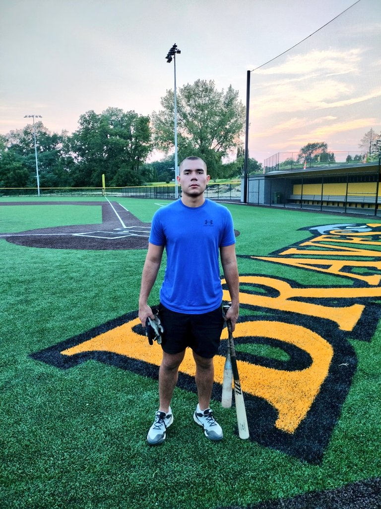 Adrian Selles tweet media
